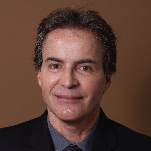 Dr. Andre Mattos